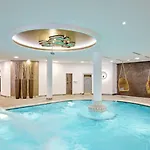 Maximilian Grand Hotel 5*