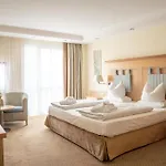 Maximilian Grand 5*