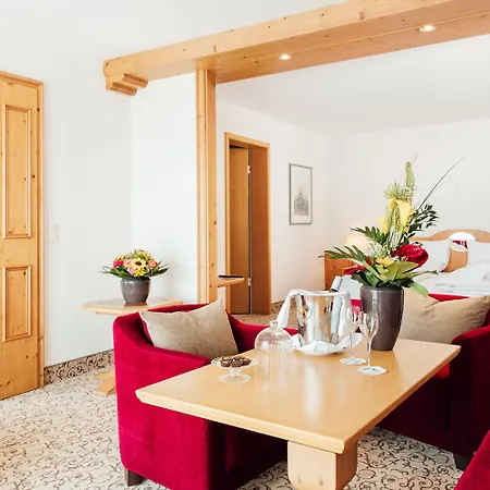 Maximilian Grand فندق 5*