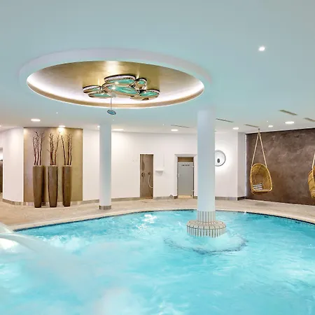 Maximilian Grand فندق 5*
