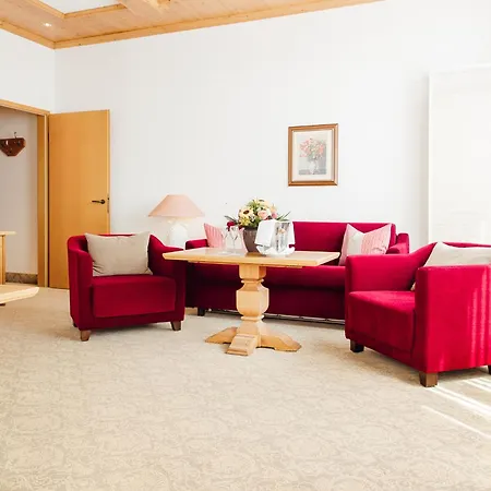 Hotel Maximilian Grand