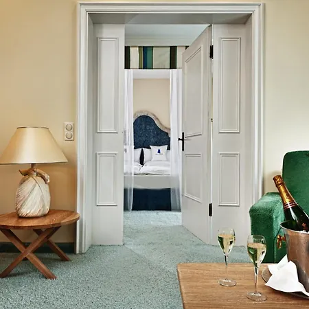 Maximilian Grand Hotel 5*
