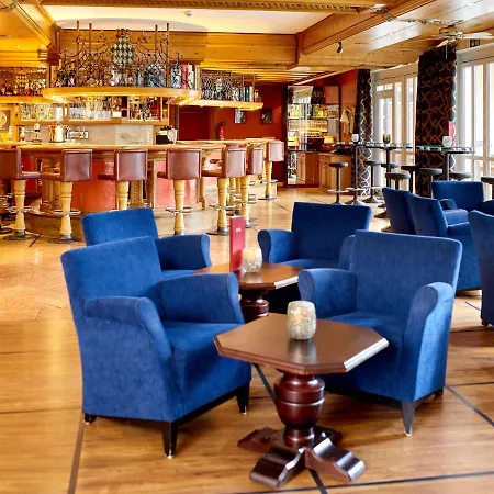 Maximilian Hotel 5*