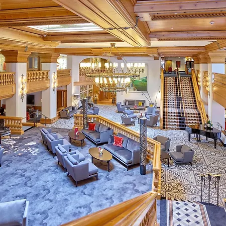 Отель Maximilian Grand