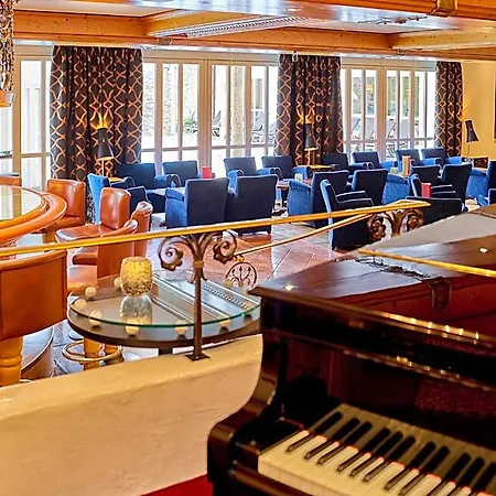 Maximilian Grand Hotel 5*