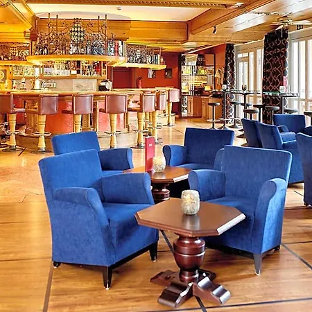 Hotel Maximilian Grand