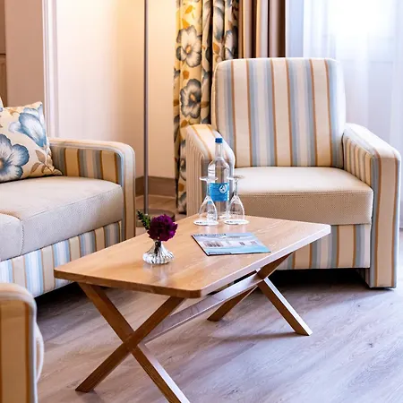 Maximilian Grand Hotel 5*